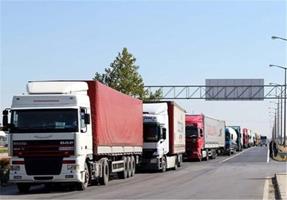 افزایش ۵۳ درصدی تردد کامیون از مرز بازرگان