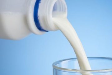 امکان حذف کامل آفلاتوکسین شیر وجود ندارد، اما می‌توان با اعمال نظارت‌هایی آن را به زیر حد مجاز رساند