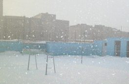 بارش برف برخی از مدارس شهرستان های آذربایجان شرقی را تعطیل کرد