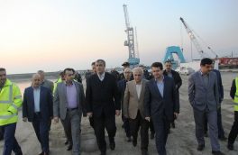 وزیر راه‌ و شهرسازی: حمل‌ و نقل ترکیبی در دریای خزر توسعه می‌یابد