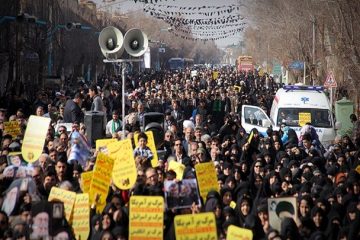 راهپیمایی مردم دارالعباده در حمایت قاطع از نظام و سپاه پاسداران انقلاب اسلامی