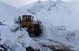 بارش برف نیم متری و ورود دستگاه های برف خور به آذربایجان شرقی