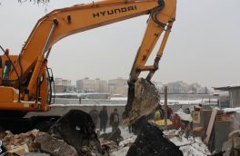 ساخت و ساز های غیرمجاز خیابان جدیدالاحداث شهیدعزیزی تبریز تخریب شد