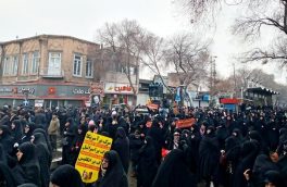 مردم شهرستان های ۲۲ گانه آذربایجان‌شرقی در حمایت از سپاه پاسداران انقلاب اسلامی، راهپیمایی کردند