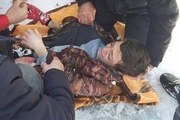 پسربچه ۱۱ ساله از زیر بهمن در کهنموی اسکو نجات یافت