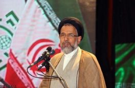 حضور مردم و وجود رهبری رمز ماندگاری انقلاب اسلامی است