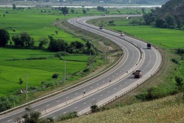 پیشرفت پروژه آزاد راه ارومیه به تبریز در حد مورد انتظار نیست