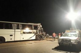 برخورد اتوبوس و کامیون در اتوبان ساوه به تهران ۲۴ مصدوم داشت