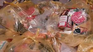 توزیع ۳۱۳ بسته مواد غذایی بین نیازمندان  کاشانی