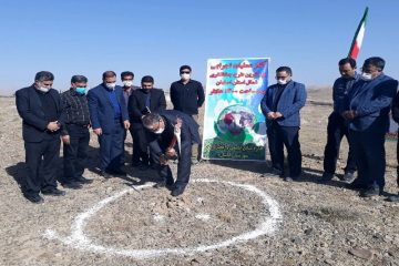 عملیات اجرای بزرگ‌ترین جنگلکاری استان اصفهان در کاشان آغاز شد