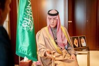 ناامیدی باعث شد ، وزیر خارجه ایران عربستان را به آنچه در ایران اتفاق می‌افتد متهم کند