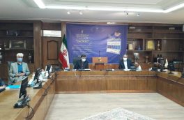 بهره برداری از ۲ نیروگاه خورشیدی و ۲ پُست انتقال برق اصفهان آغاز شد