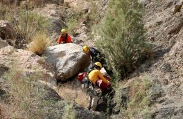 نجات بانوی حادثه دیده در ارتفاعات سهند در بستان آباد پس از ۱۵ ساعت