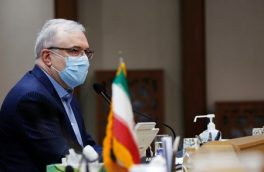 وزیر بهداشت: گروه های هدف تا اواخر خرداد و اوایل تیرماه واکسینه می شوند