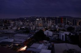پایتخت و ۱۵ ایالت ونزوئلا در خاموشی فرو رفت