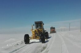بارش برف راه ارتباطی ۱۱۰ روستای مراغه را بست