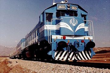 رکورد تاریخ ۱۰۰ ساله راه‌آهن در ترانزیت بار ریلی شکسته شد
