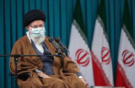 رهبر معظم انقلاب اسلامی: کشور مطلقاً معطّل مساله هسته‌ای نشود