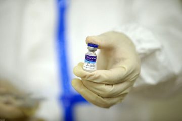 وزارت بهداشت  ۵۰ میلیون دز واکسن کرونای ایرانی خرید