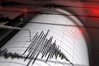 زلزله ۵.۶ ریشتری بندر چارک در بندرلنگه را لرزاند