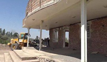تخریب ۱۵ مورد ساخت و ساز غیرمجاز در اراضی کشاورزی مرند