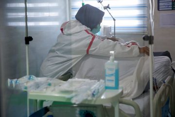 معاون بهداشتی دانشگاه علوم پزشکی تبریز: خطر کرونا هنوز برطرف نشده است