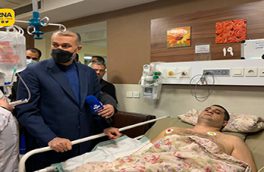 عیادت امیرعبداللهیان از مجروحان حادثه سفارت جمهوری آذربایجان
