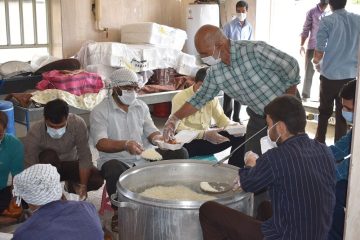 پخش حدود پنج هزار پرس غذای گرم میان زوار پاکستانی در سیستان و بلوچستان