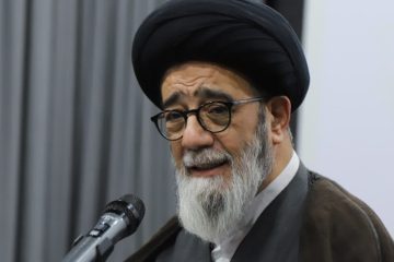 امام جمعه تبریز:هنرمندان خود را اسیر سوژه‌های روشنفکری نکنند