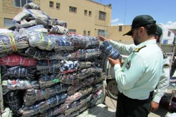 جریمه سه میلیارد و ۲۵۰ میلیون ریالی برای قاچاقچی کفش و لباس در بستان آباد