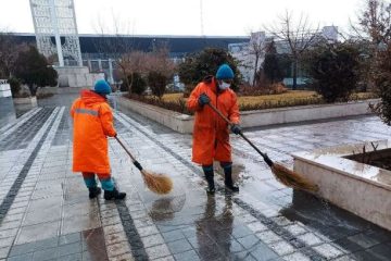 به دلیل دشوار بودن شغل پاکبانی، ایرانی‌ها بخصوص نسل جوان کمتر به انجام این کار رغبت دارند