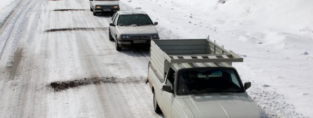  برف‌وباران برخی از محورهای استان آذربایجان غربی را فراگرفت