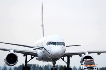 پرواز تهران _ کرمان به علت ریزگرد و کمی دید در یزد نشست