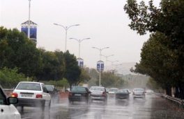 بارش باران در محورهای مواصلاتی ۱۰ استان کشور وجود دارد