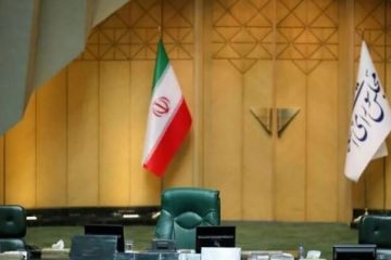 جلسه فراکسیون انقلاب اسلامی برای تصمیم گیری درباره انتخابات هیات رئیسه مجلس