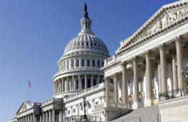 عضو کنگره آمریکا:آمریکا با  اعمال تحریم ها به خود ضربه می‌زند