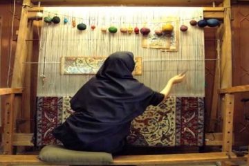 تنها فرش‌های بی‌کیفیت افغانستانی به ایران قاچاق می شود