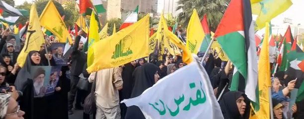 شهروندان تهرانی در واکنش به ترور شهید اسماعیل هنیه به دست رژیم صهیونیستی تجمع اعتراضی برگزار کردند