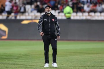 دو مربی پرسپولیس باقی ماندند