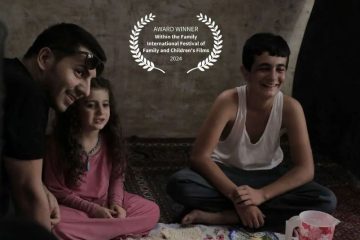 جایزه بهترین بازیگر مرد بخش کوتاه جشنواره فیلم‌های کودک و خانواده  روسیه به فیلم دونده رسید