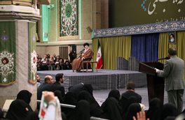 مقام معظم رهبری: ملت ایران هر کسی را که مزدوری آمریکا را قبول کند، لگدمال خواهد کرد