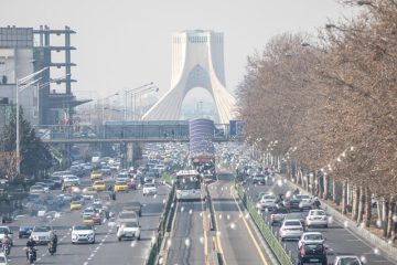 طی دی‌ماه سال جاری تهرانی‌ها تنها پنج روز هوای قابل قبول داشنتد