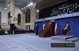 رهبر انقلاب: باید از خدمتگزاران کشور بویژه رئیس جمهور پرکار و پرتلاش حمایت شود