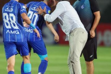 استقلالی ها به تغییر ساعت بازی با فجر اعتراض کردند