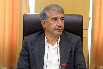 عضو کمیسیون اقتصادی مجلس:باید تکلیف تندروهای حاشیه‌ساز جناح‌ها، مشخص شود