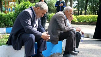ضرورت افزایش حقوق بازنشستگان تامین اجتماعی از فروردین ماه