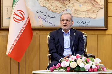 رئیس جمهور: هیات ایرانی شجاعانه از  منافع کشور دفاع می کند