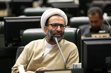 کسی که می‌تواند درباره «اینترنت پرو» توضیحاتی بدهد خود آقای رئیس‌جمهور است