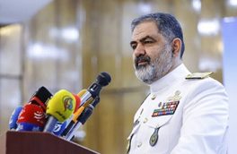 زیردریایی‌های ایران در آب‌های تنگه هرمز آماده با تهاجمات دشمن هستند