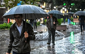 بر اساس پیش بینی سازمان هواشناسی بارش رگبار‌های بهاری ادامه دارد